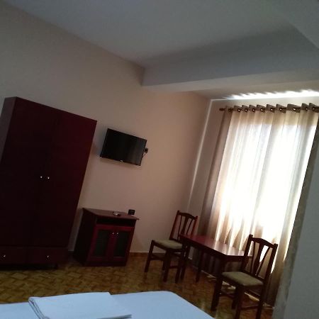 Hotel Gjeli Φιέρι Εξωτερικό φωτογραφία