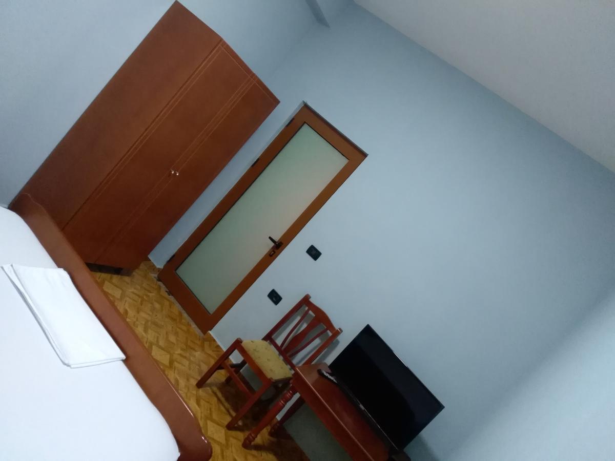 Hotel Gjeli Φιέρι Εξωτερικό φωτογραφία